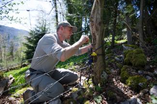 Lynx_44_installation-piege-photo_SGattiOFB.jpg